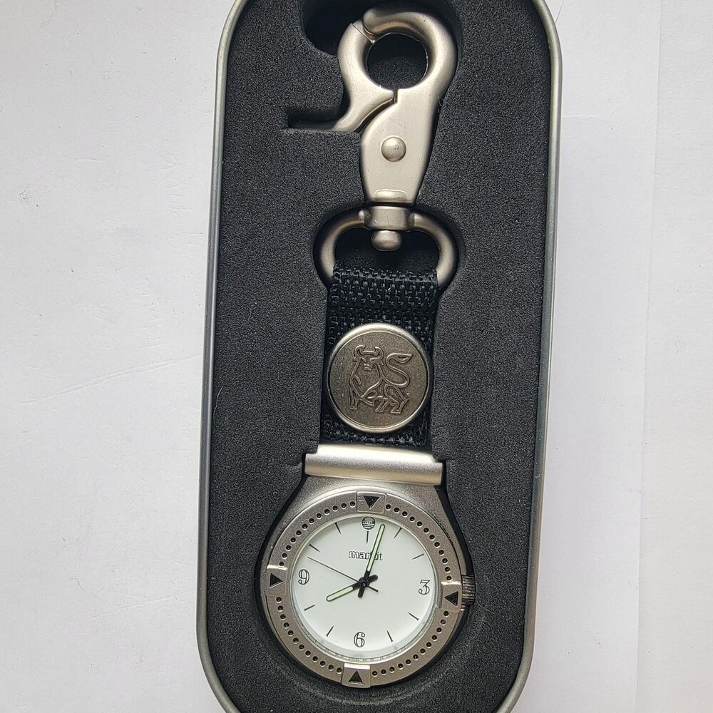 Mens Watch White Dial 38mm Silver Case Black Nylon Strap Luminous Seconds